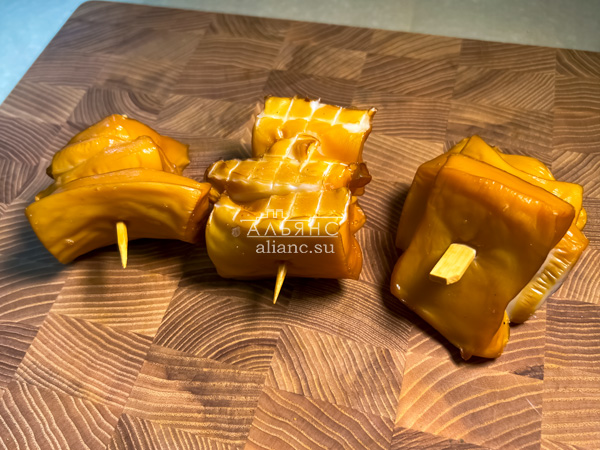 Шашлычок из кальмара х/к в Домодедово