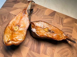 Семга теша (брюшки) холодного копчения: Сом стейк х/к