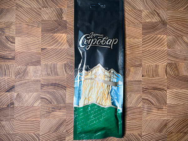 Сыр 60 гр ГОРНЫЙ СЫРОВАР (Паутинка копчёная) в Домодедово