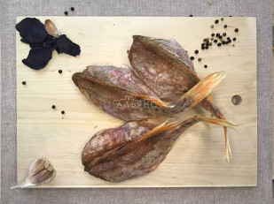 Сурские гренки с Чесноком (100 гр): Окунь морской вяленый